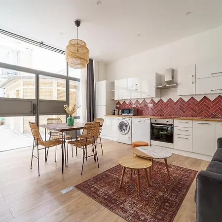 Parisuites Canal Saint Martin Chic & Design & Cosy Appartamento *